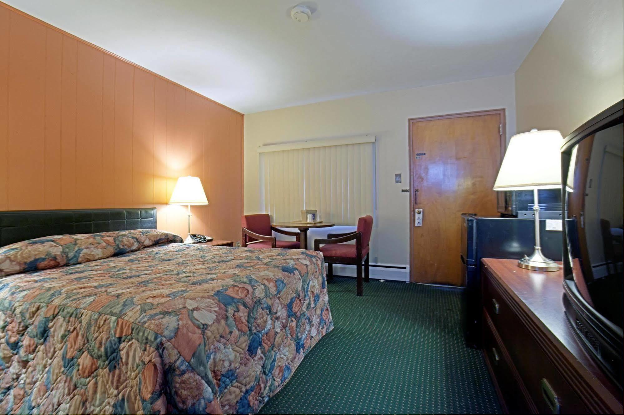 Americas Best Value Inn ברדפורד חדר תמונה
